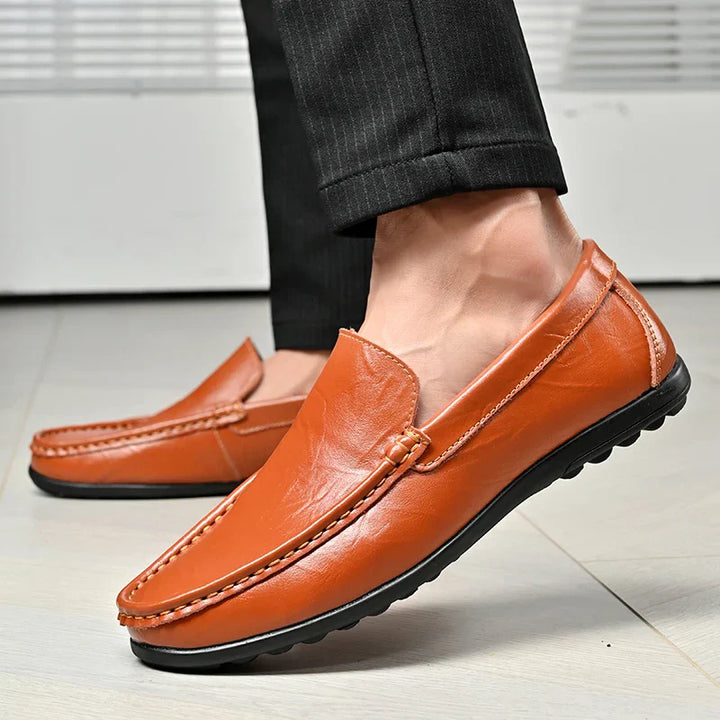 AMARI CLASSIC LEATHER LOAFERS