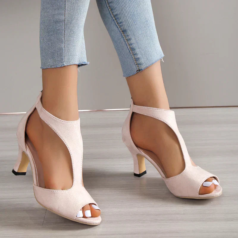 Elvira Heels